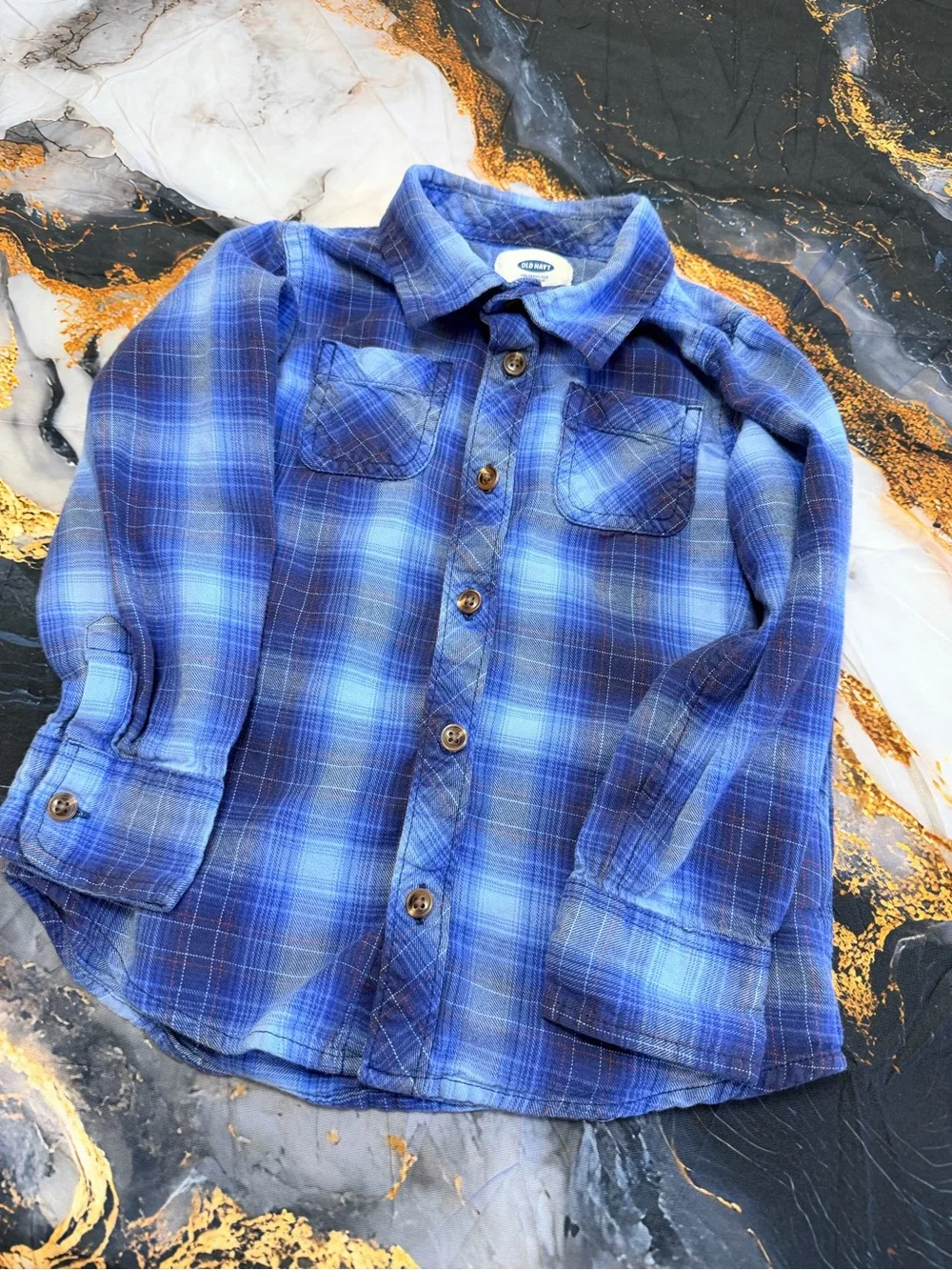 Old Navy button shirt size 5T kids